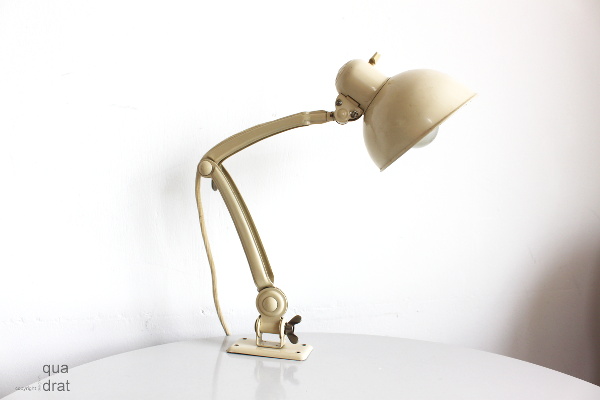 Kaiser Idell Gelenkarm-Wandlampe