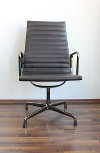 Vitra EA112 Leder