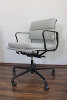 Vitra EA217 Black Edition